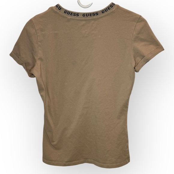 Guess Tan Taupe Embroidered Logo Baby Tee Large Women’s Y2K Aesthetic - Picture 3 of 3